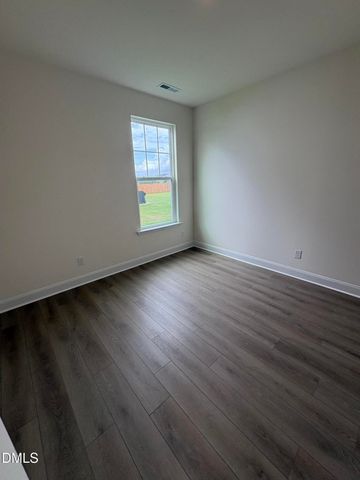 338 Peach Grv Way, Lillington, NC 27546