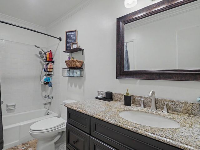 1310 Primavera Street 109, Salinas, CA 93901