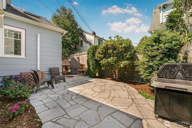1115 N Cedar Street, Tacoma, WA 98406