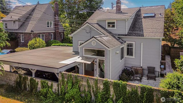 1115 N Cedar Street, Tacoma, WA 98406
