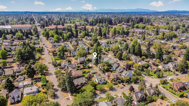 1115 N Cedar Street, Tacoma, WA 98406
