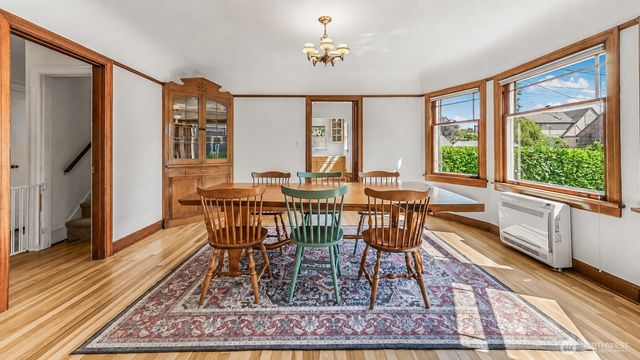 1115 N Cedar Street, Tacoma, WA 98406