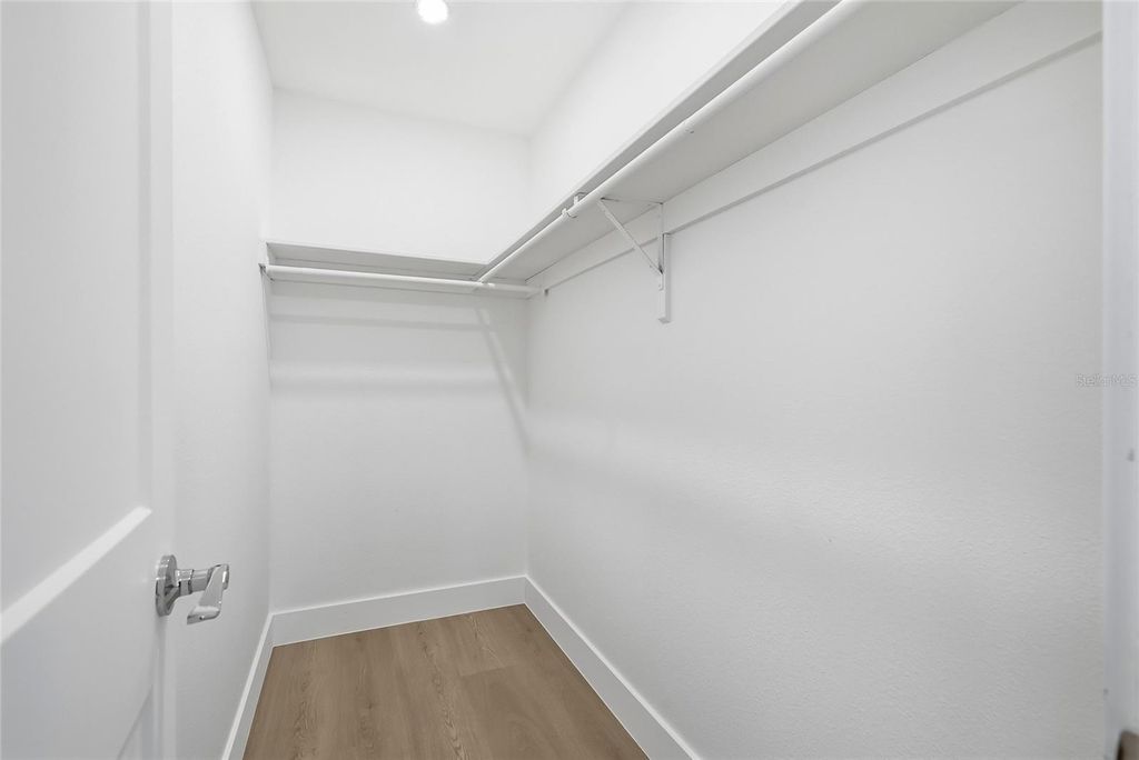 Image 32 of property listing at 1494 85TH AVENUE N, St Petersburg, FL 33702