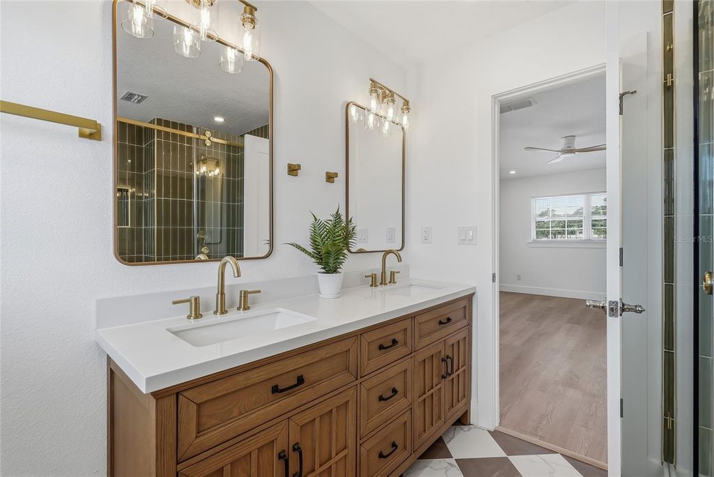 Image 36 of property listing at 1494 85TH AVENUE N, St Petersburg, FL 33702