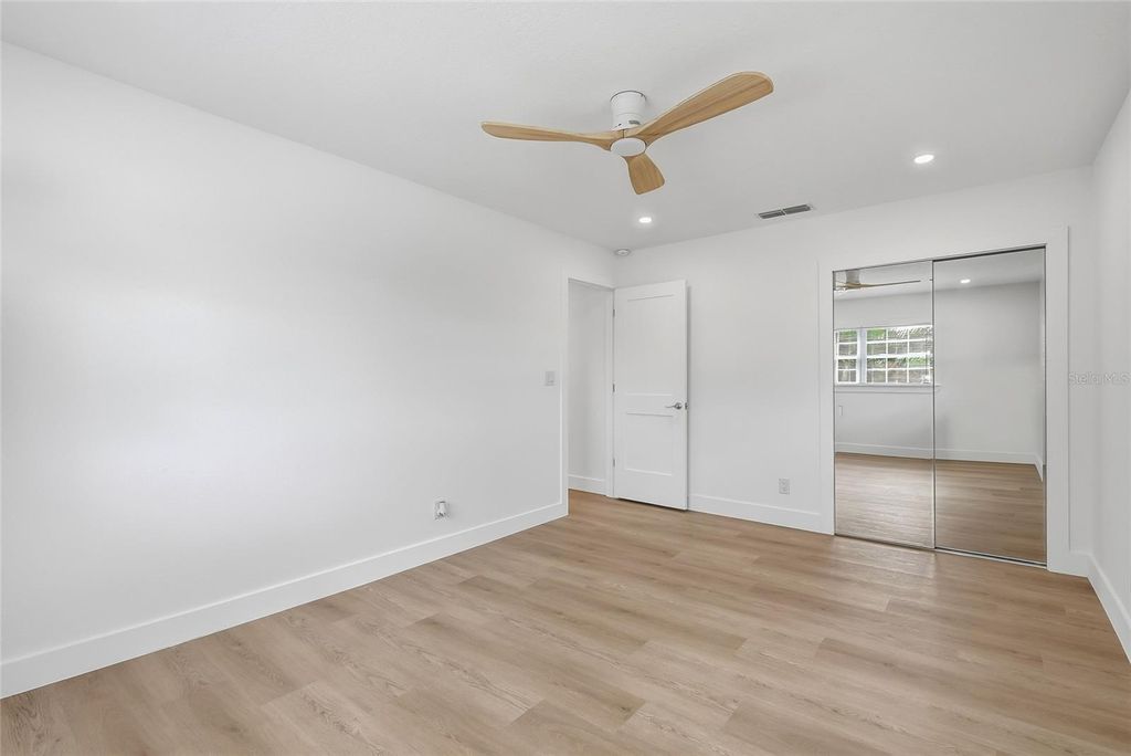 Image 39 of property listing at 1494 85TH AVENUE N, St Petersburg, FL 33702