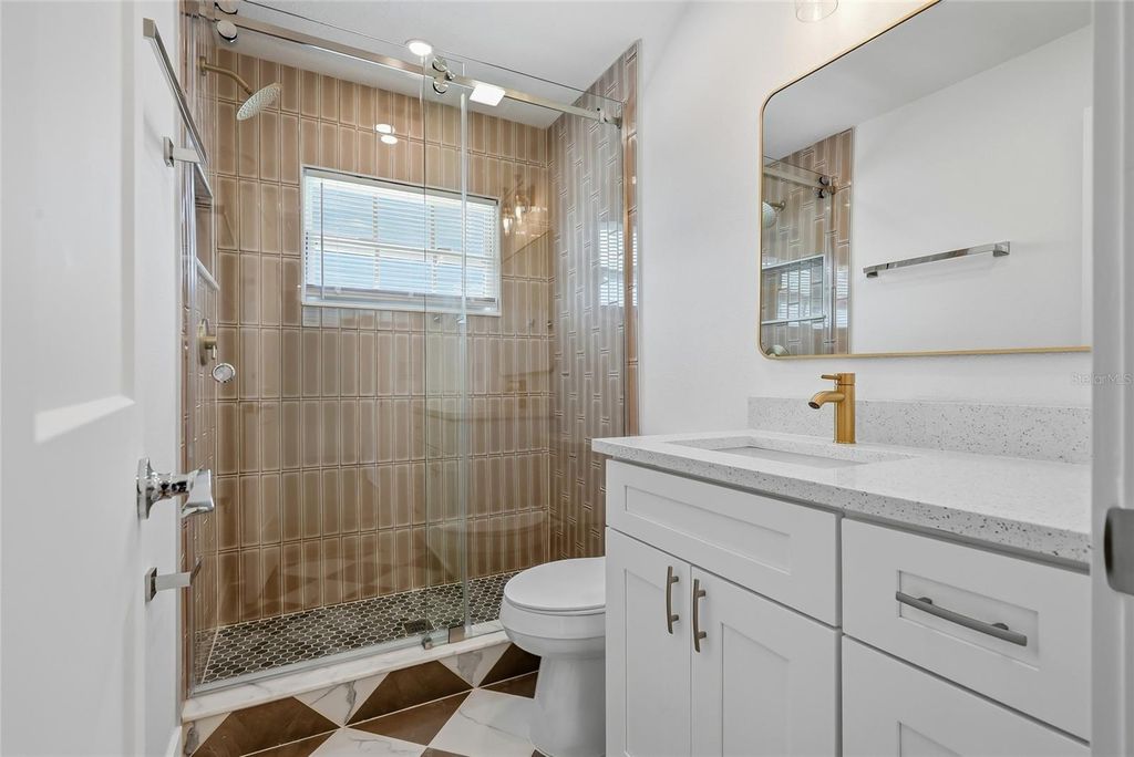 Image 40 of property listing at 1494 85TH AVENUE N, St Petersburg, FL 33702