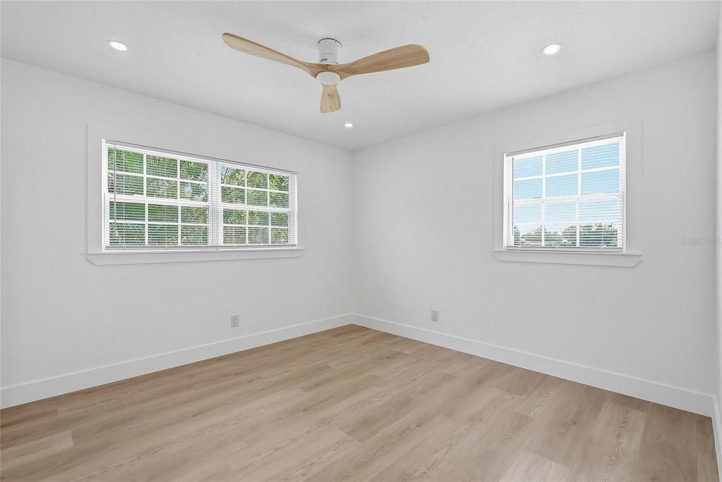 Image 43 of property listing at 1494 85TH AVENUE N, St Petersburg, FL 33702