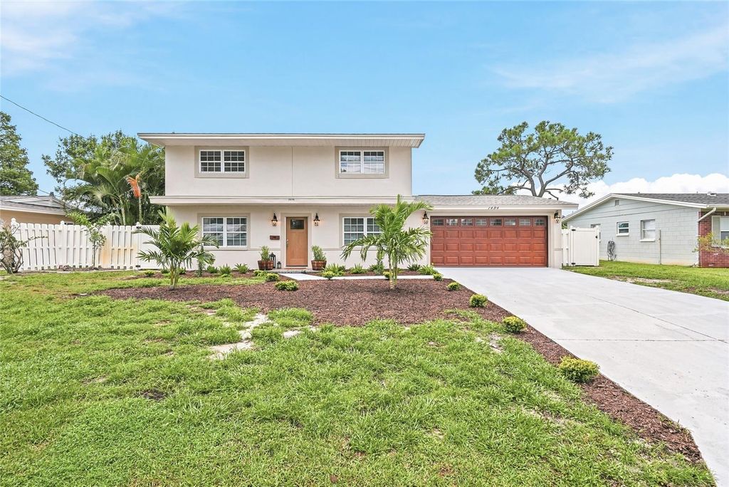 Image 60 of property listing at 1494 85TH AVENUE N, St Petersburg, FL 33702