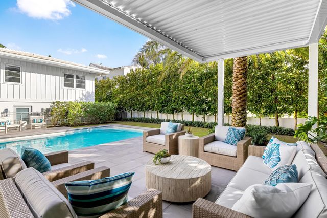 2745 S Flagler Drive, West Palm Beach, FL 33405
