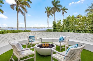 2745 S Flagler Drive, West Palm Beach, FL 33405