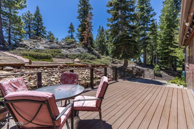 111 Roxanne Court, Stateline, NV 89449