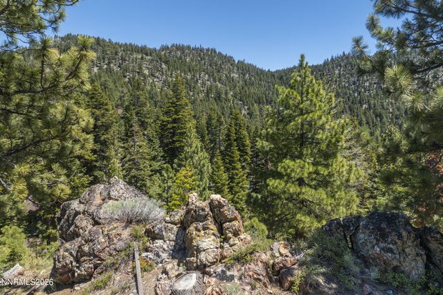 111 Roxanne Court, Stateline, NV 89449