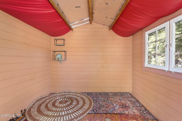 111 Roxanne Court, Stateline, NV 89449