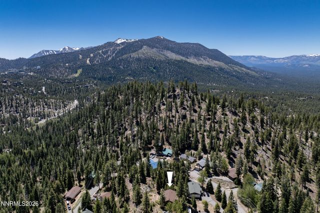 111 Roxanne Court, Stateline, NV 89449