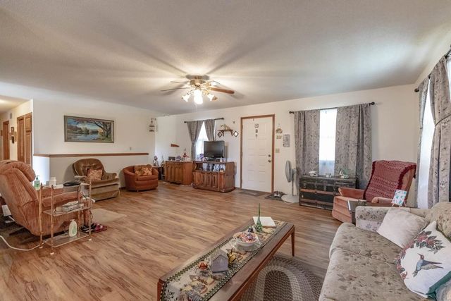 7067 SW Meadowlark Rd, Andover, KS 67002