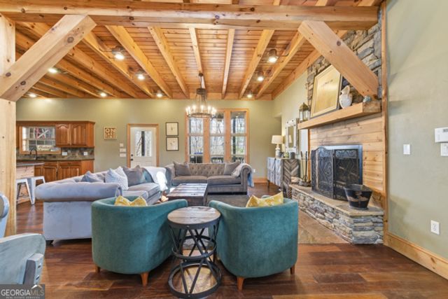 318 Wilmot Fabus Mountain Road, Blairsville, GA 30512