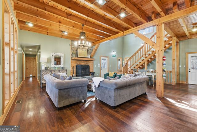 318 Wilmot Fabus Mountain Road, Blairsville, GA 30512