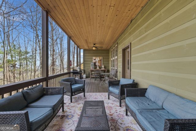 318 Wilmot Fabus Mountain Road, Blairsville, GA 30512