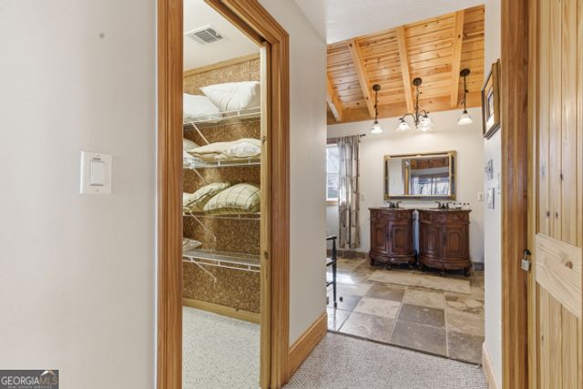 318 Wilmot Fabus Mountain Road, Blairsville, GA 30512