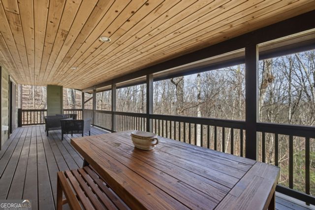 318 Wilmot Fabus Mountain Road, Blairsville, GA 30512