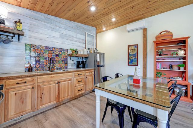 7655 Mount Sharp RD, Wimberley, TX 78676