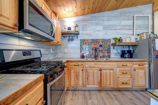 7655 Mount Sharp RD, Wimberley, TX 78676