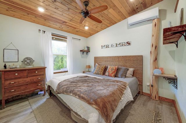 7655 Mount Sharp RD, Wimberley, TX 78676