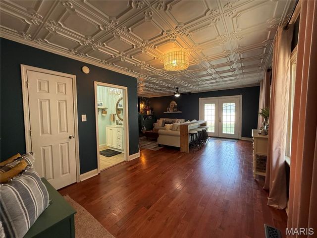 1821 Evergreen Avenue, Alton, IL 62002