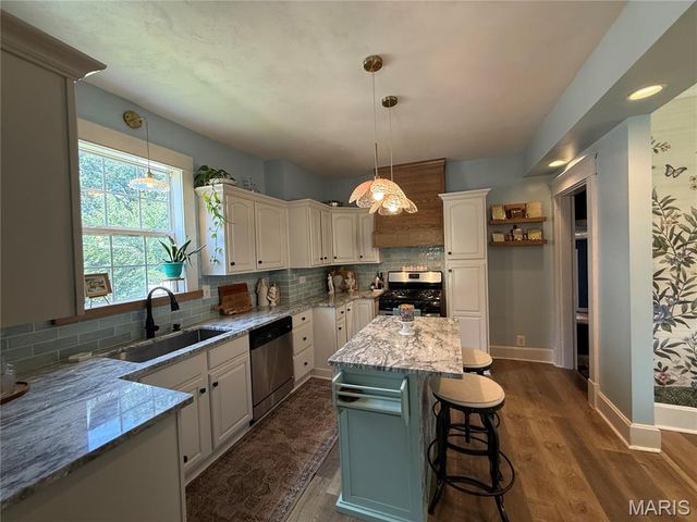 1821 Evergreen Avenue, Alton, IL 62002