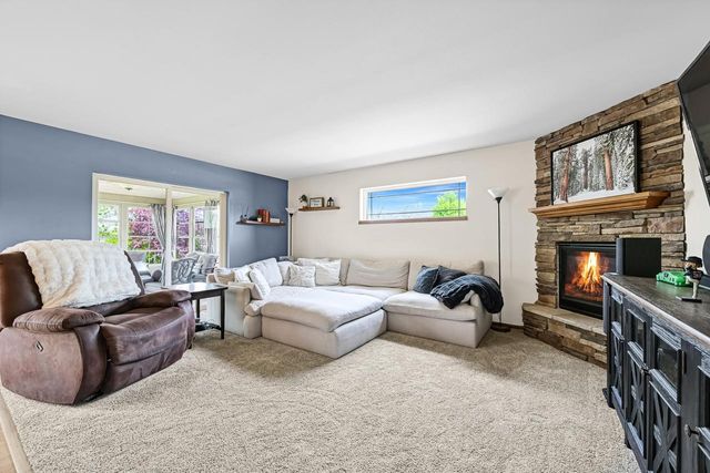 9218 Ancient Oak LANE, Verona, WI 53593