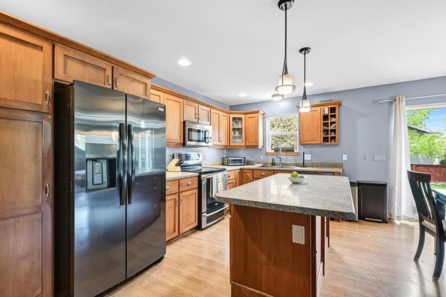 9218 Ancient Oak LANE, Verona, WI 53593