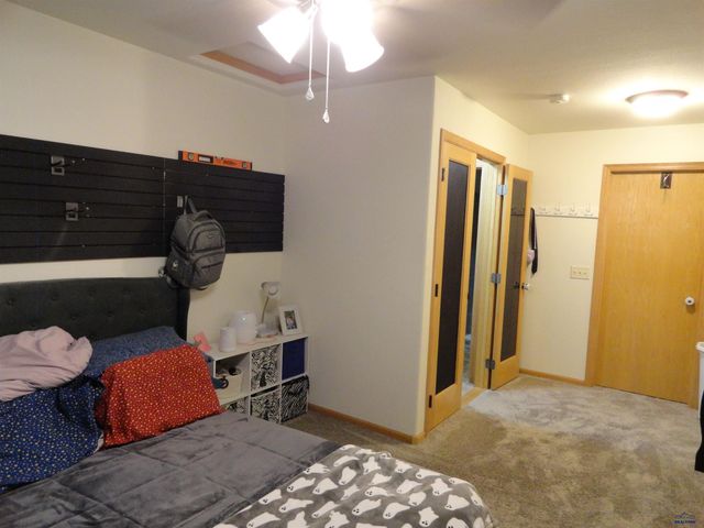 775 OLD CAVALRY RD, Box Elder, SD 57719