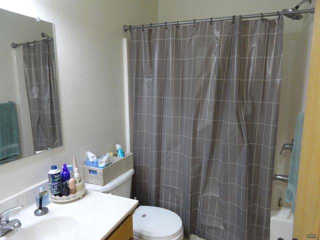 775 OLD CAVALRY RD, Box Elder, SD 57719