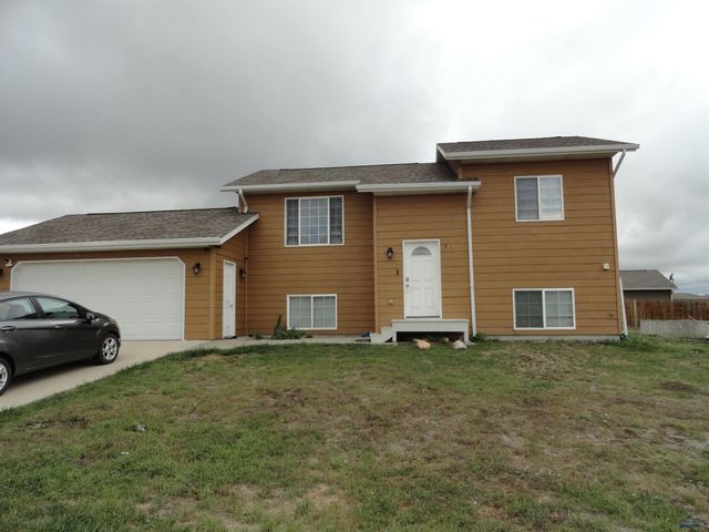 775 OLD CAVALRY RD, Box Elder, SD 57719