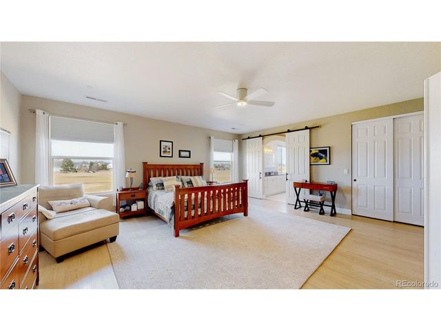 831 Glenarbor Cir, Longmont, CO 80504