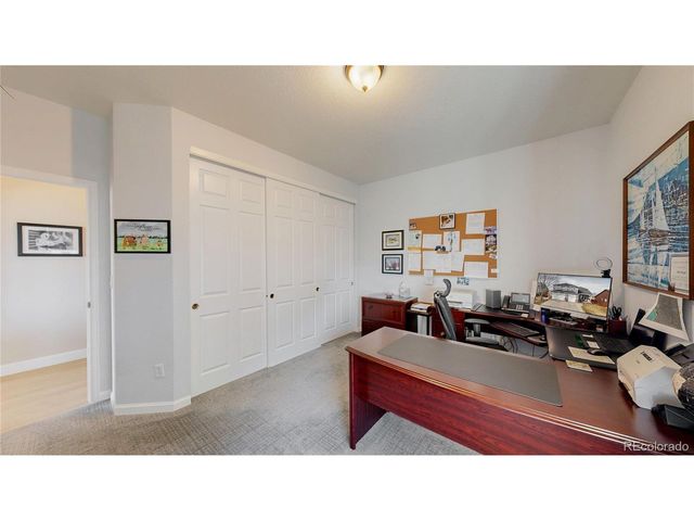 831 Glenarbor Cir, Longmont, CO 80504