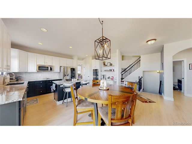 831 Glenarbor Cir, Longmont, CO 80504