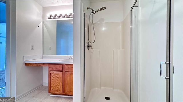 6243 Shoreview Circle, Flowery Branch, GA 30542