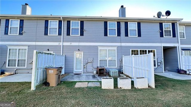 6243 Shoreview Circle, Flowery Branch, GA 30542