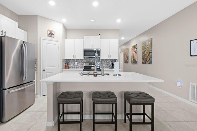 7166 SAMUEL IVY DRIVE, Tampa, FL 33619