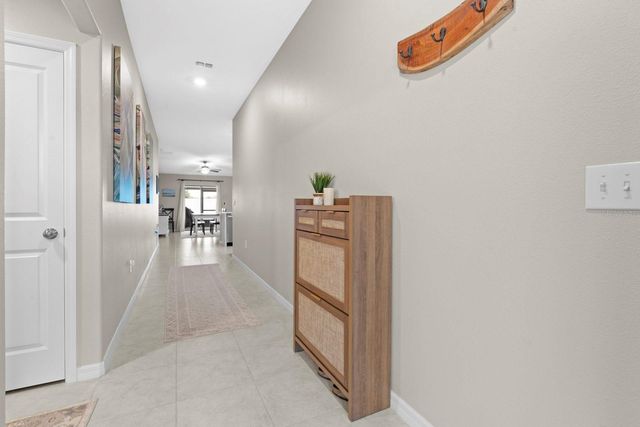 7166 SAMUEL IVY DRIVE, Tampa, FL 33619