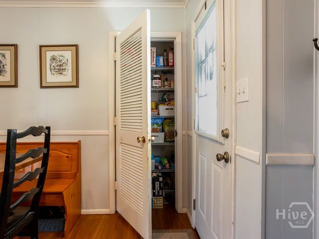 606 Valleybrook Road, Savannah, GA 31419