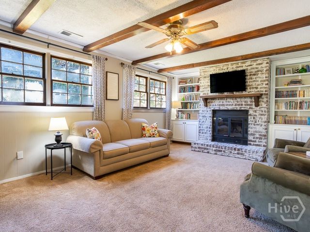 606 Valleybrook Road, Savannah, GA 31419