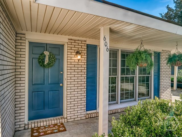 606 Valleybrook Road, Savannah, GA 31419