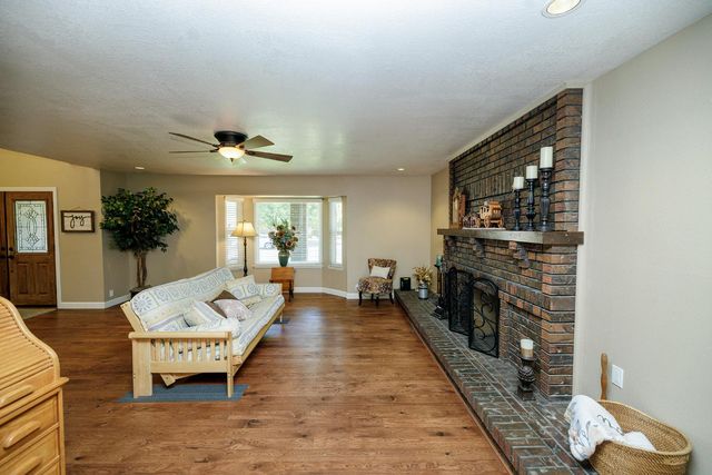 3837 Haverhill Ct, Modesto, CA 95356