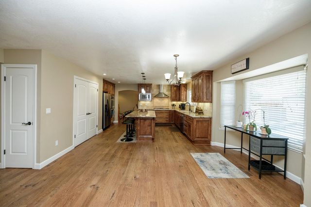 3837 Haverhill Ct, Modesto, CA 95356