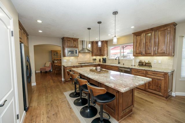 3837 Haverhill Ct, Modesto, CA 95356