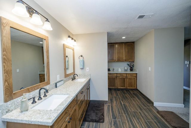 3837 Haverhill Ct, Modesto, CA 95356