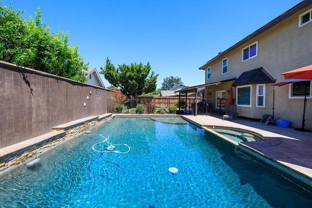 3837 Haverhill Ct, Modesto, CA 95356