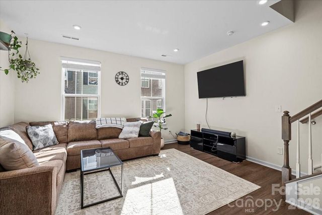 6222 Cleburne Court, Charlotte, NC 28217